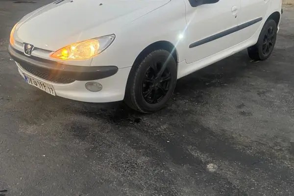 پژو، 206