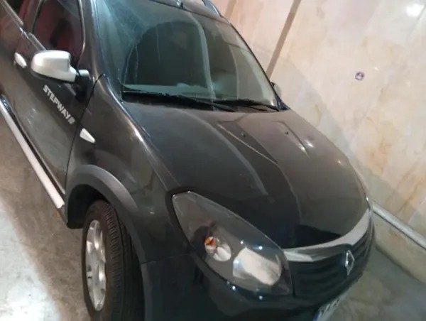 رنو، ساندرو استپ وی