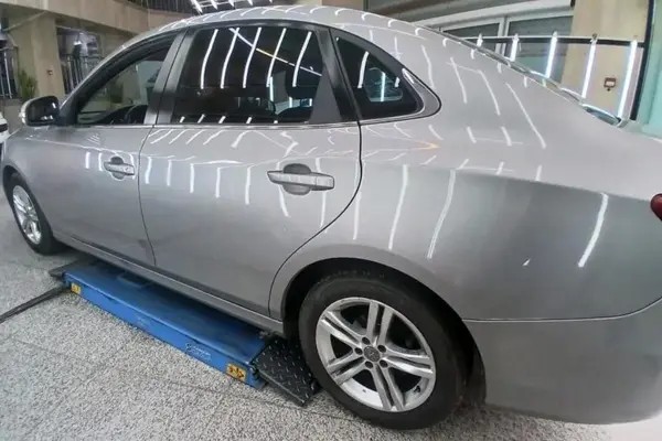 بسترن، B30