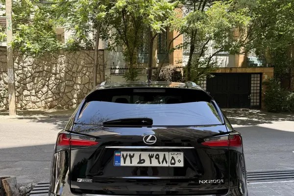 لکسوس، NX