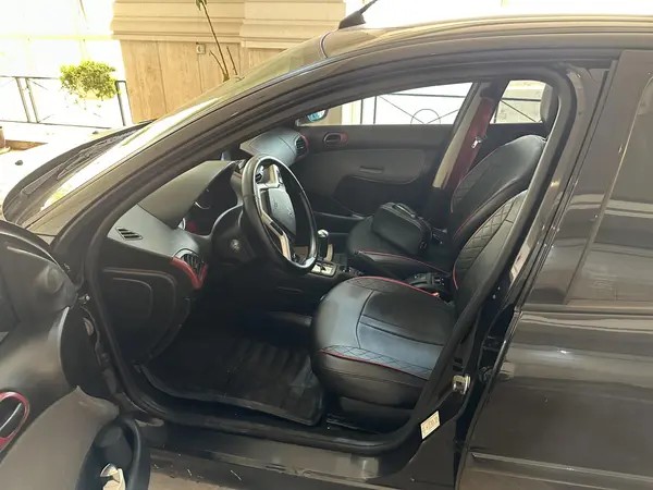 پژو، 207