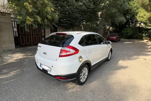 ام وی ام، 315هاچ بک