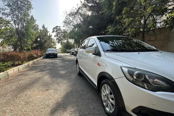 ام وی ام، 315هاچ بک