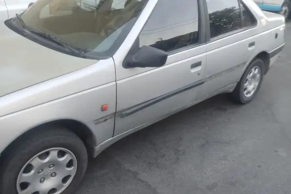 پژو، 405