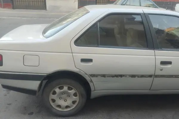 پژو، 405
