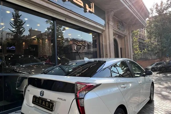 تویوتا، پریوس