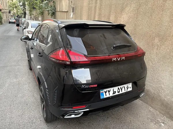ام وی ام، X33 کراس