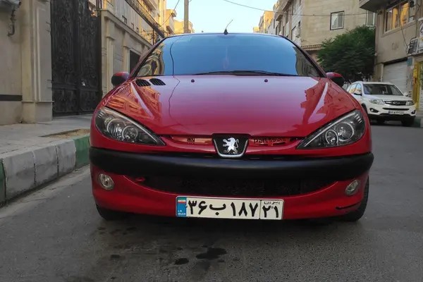 پژو، 206