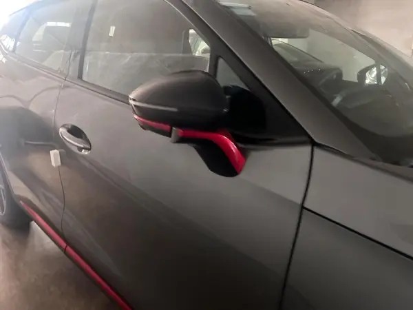 فونیکس، FX