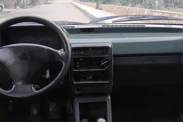 پراید، صندوق دار