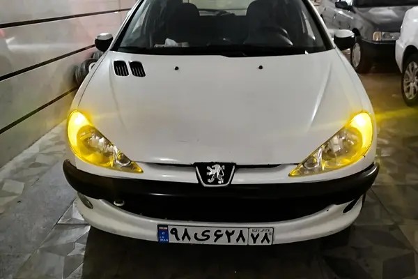 پژو، 206