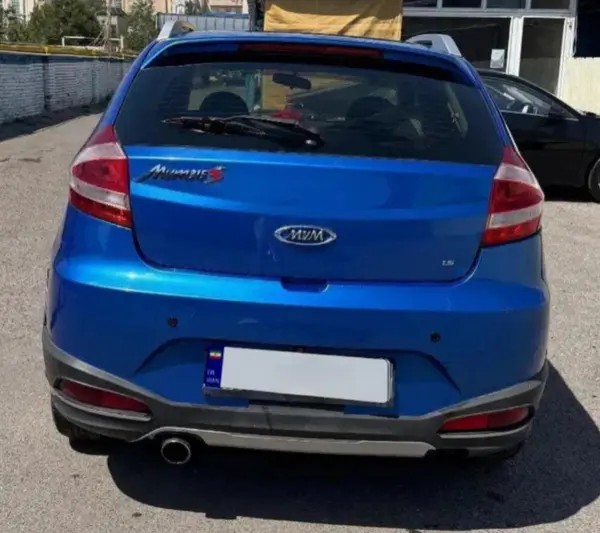 ام وی ام، 315هاچ بک