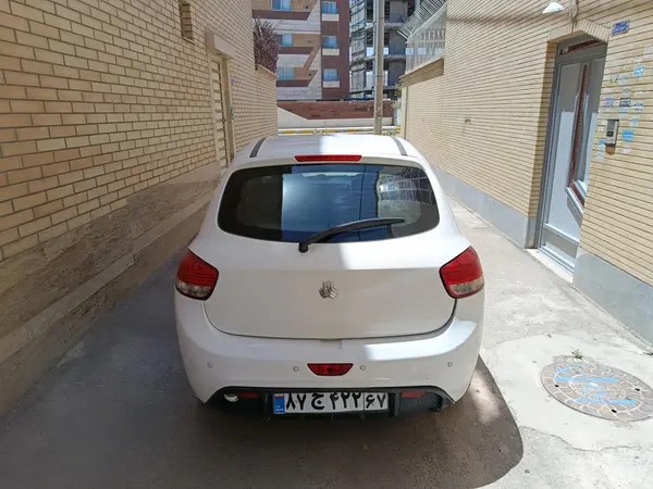 تیبا، هاچ بک