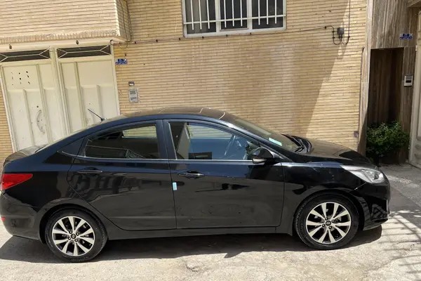 هیوندای، اکسنت (مونتاژ)