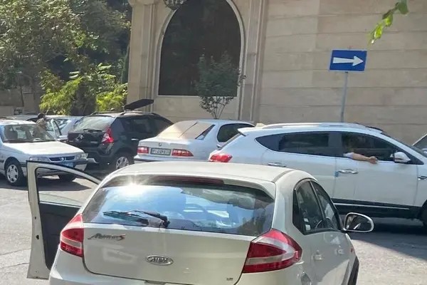 ام وی ام، 315هاچ بک