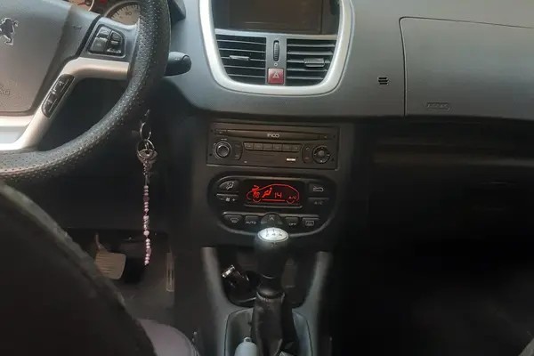 پژو، 207