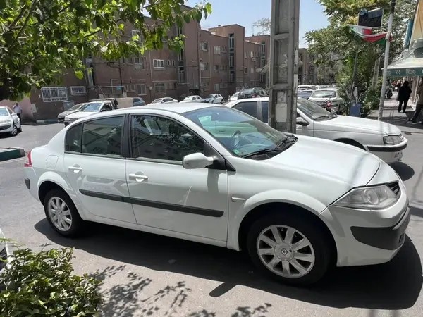 رنو، مگان (مونتاژ)