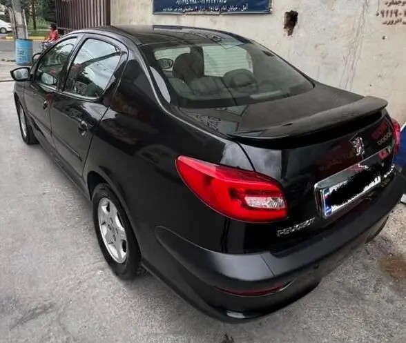 پژو، 207 صندوقدار