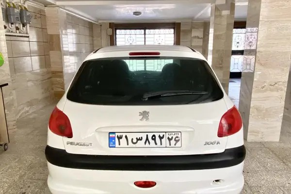 پژو، 206