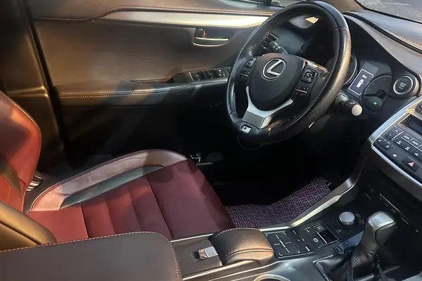 لکسوس، NX