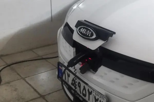 ام وی ام، آریزو 5ev
