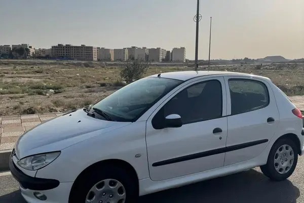 پژو، 206