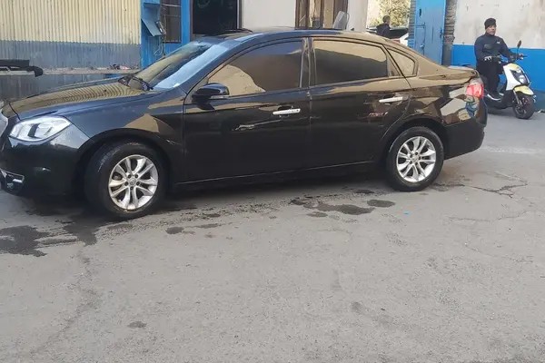 برلیانس، H330
