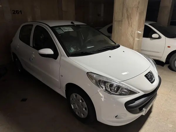 پژو، 207