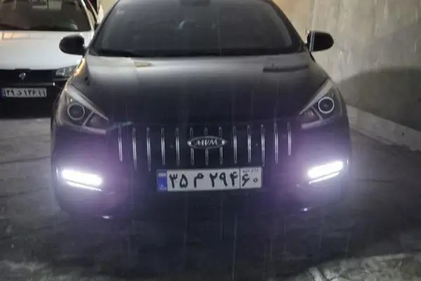 ام وی ام، آریزو 5ev