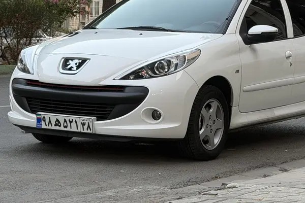 پژو، 207