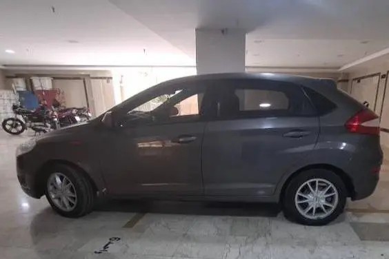 ام وی ام، 315هاچ بک