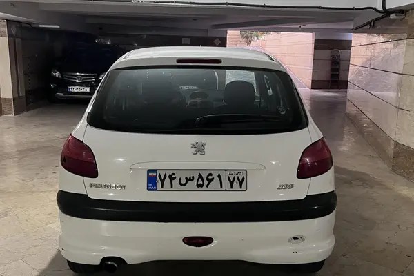 پژو، 206