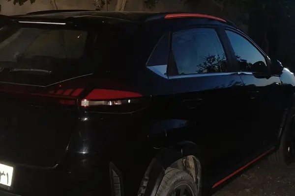 ام وی ام، X33 کراس