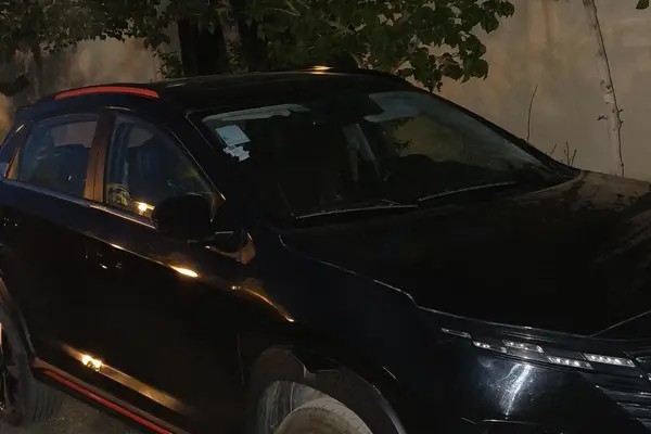 ام وی ام، X33 کراس