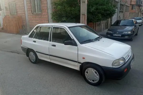 پراید، صندوق دار