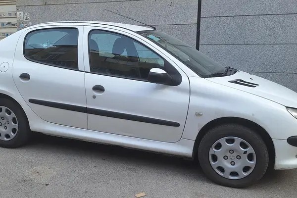 پژو، 206 SD