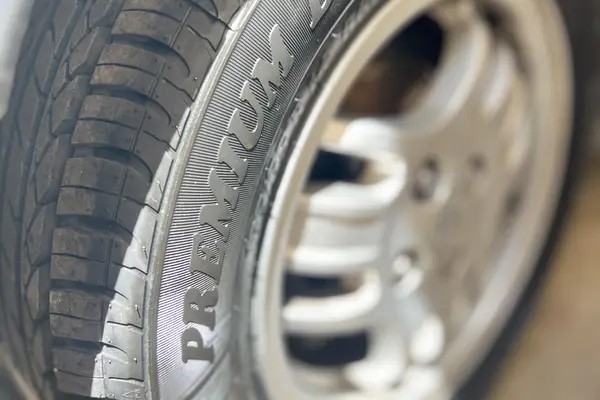 کوییک، دنده ای R