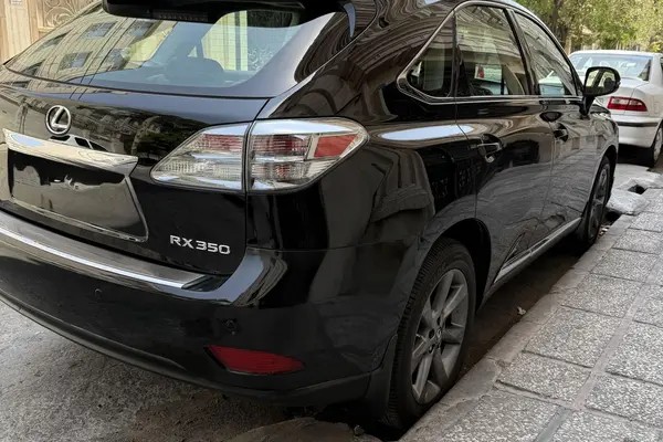 لکسوس، RX
