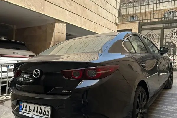 مزدا، 3 وارداتی