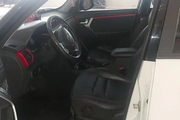 ام وی ام، X33 S