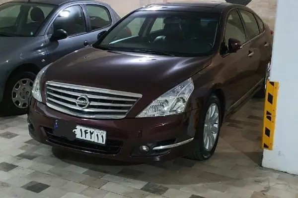 نیسان، تی ینا