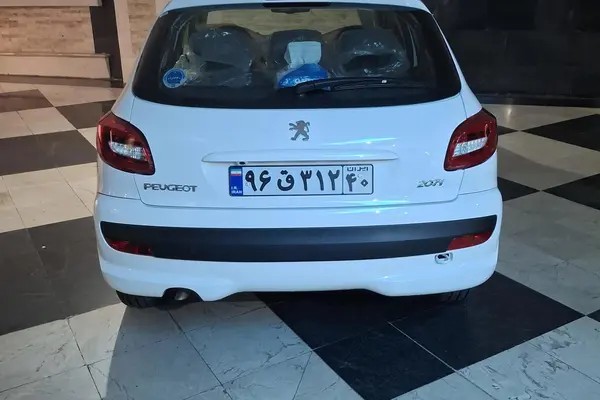 پژو، 207
