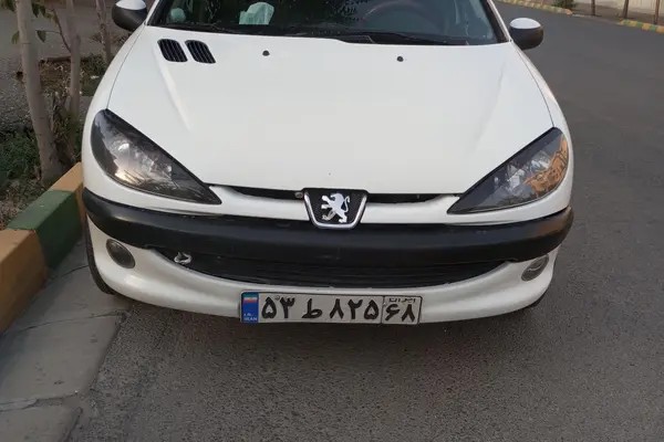 پژو، 206