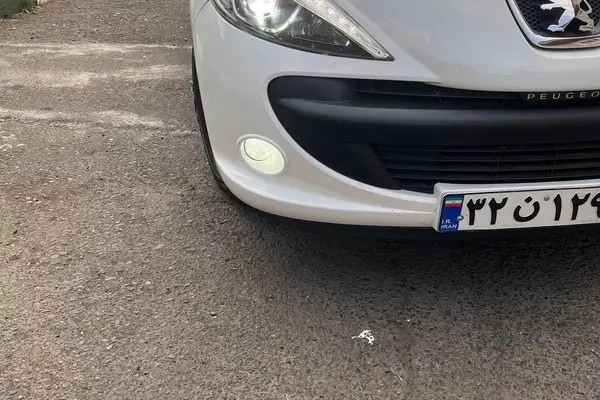 پژو، 207 صندوقدار