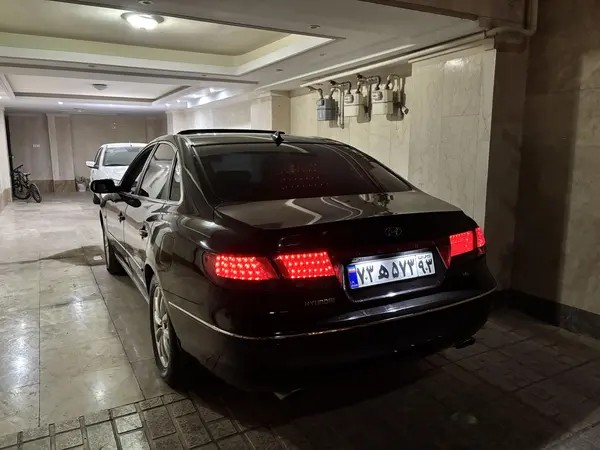 هیوندای، آزرا (گرنجور)