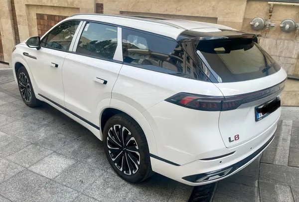 لوکانو، L8
