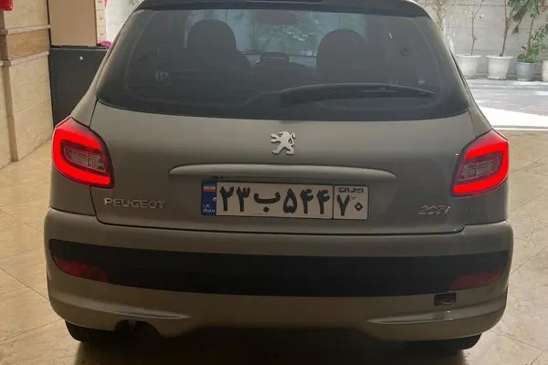 پژو، 207