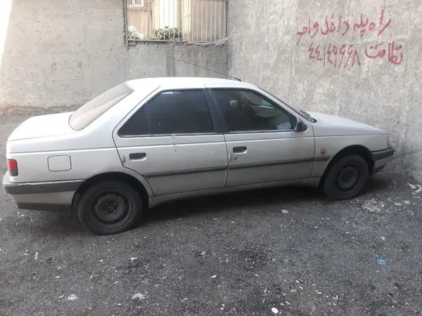 پژو، 405