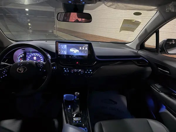 تویوتا، C-HR هیبرید