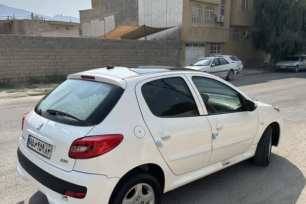 پژو، 207